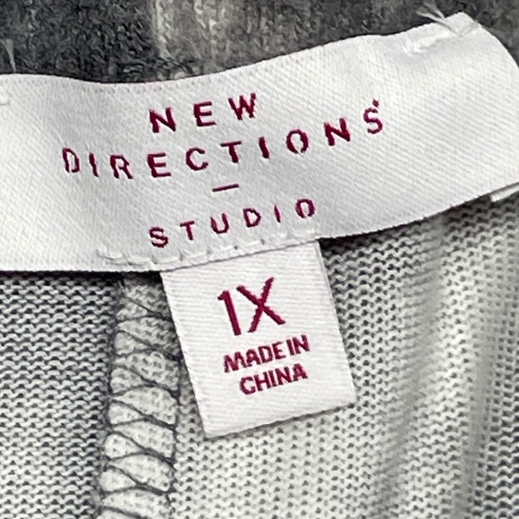Women’s 1X New Directions, Gray/White Pajama/Sweats - Picture 8 of 11